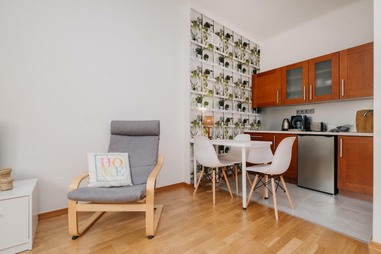 Miodowa Old Town Apartment ワルシャワ エクステリア 写真
